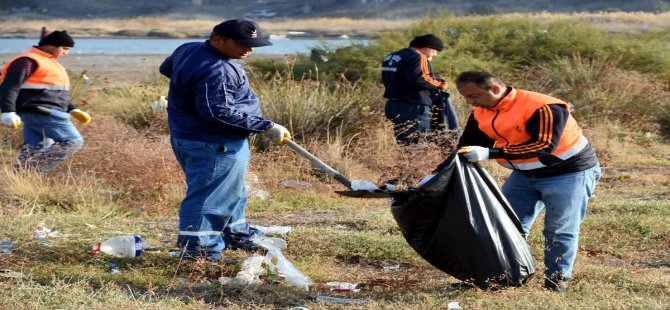 Aliağa Belediyesi’nden Çay Yolu Temizliği