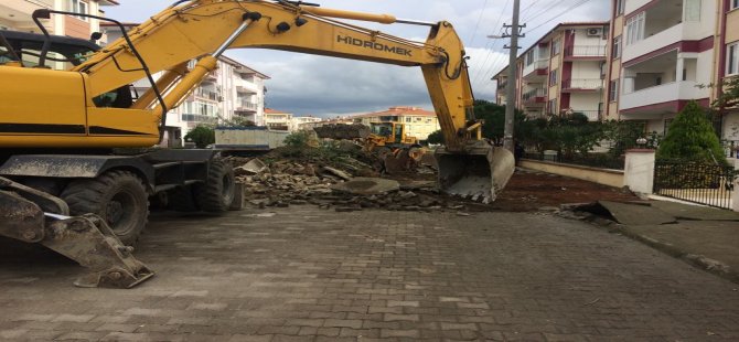 Edremit’te Yol Düzenleme Çalışmaları