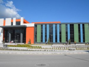 Nadir Nadi Kütüphanesi Aliağa Gençlik Merkezi’ne Taşınıyor