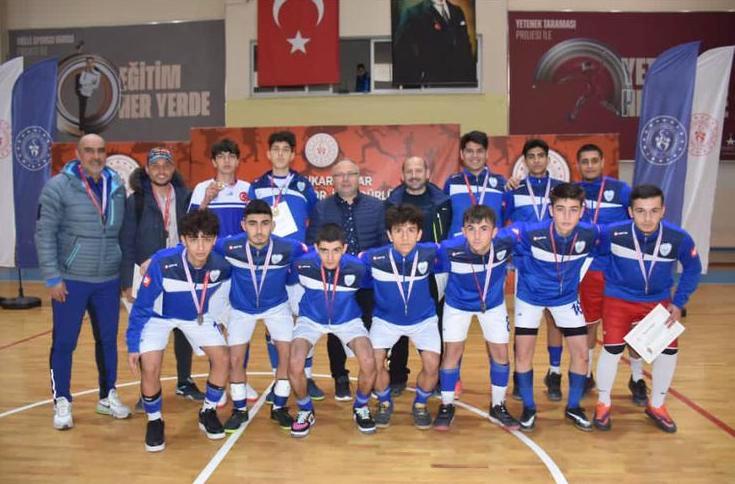 Türkiye'nin Tek Futbol Lisesi