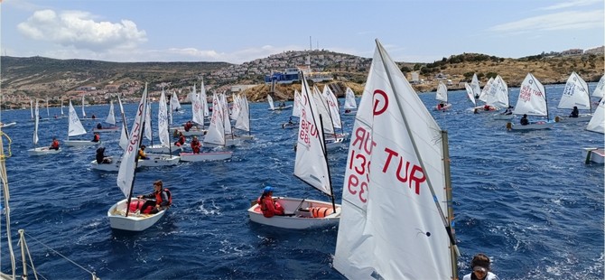 Valilik Kupası Yelken Yarışları Foça'da Yapıldı