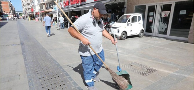 Belediye işçisinden örnek davranış