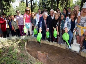 Karşıyaka’dan Atatürk’e En Kıymetli Armağan