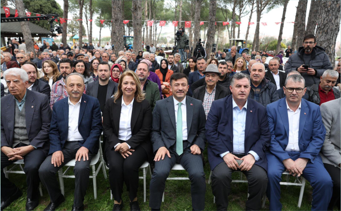 Hamza Dağ’dan Bergama’da Tarım Lansmanı