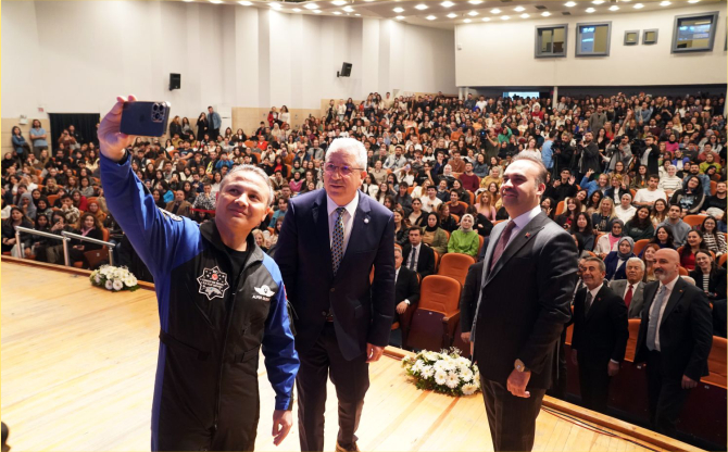 Bakan Kacır Ve Gezeravcı EÜ’ye Konuk Oldu