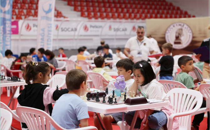 Aliağa’da Kyme Satranç Turnuvası Düzenlendi