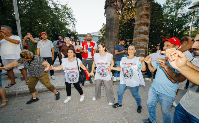 Başkan Tugay müjdeyi verdi: Tüm işçiler geri alınacak