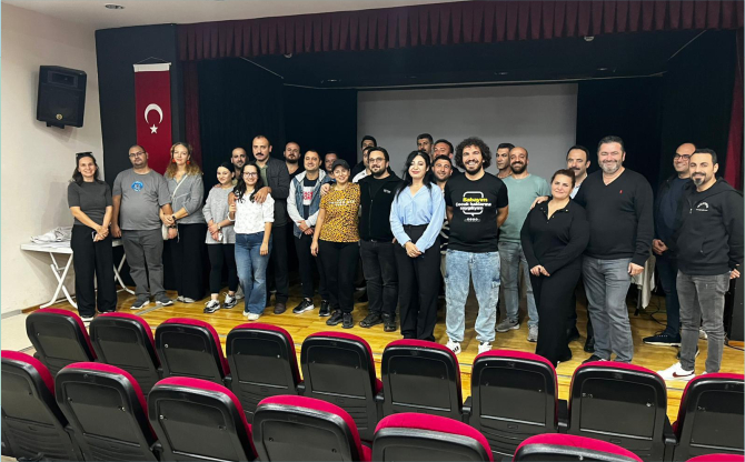 İzmirli babalar “yeni nesil babalığı” öğreniyor