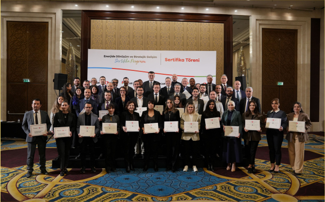 Enerjide Dönüşümün İlk Mezunları Sertifikalarını Aldı!