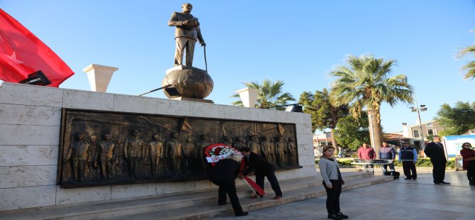 Urla’da Muhtarlar Günü Kutlandı