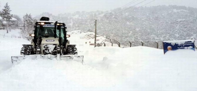 Büyükşehir 550 Km Yolda Karla Mücadele Etti