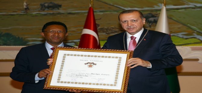 Erdoğan'a Madagaskar Devlet Yüksek Nişanı Tevcih Edildi