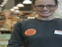 Migros Engelsiz Mağazalarında İşaret Dili Bilen Çalışanlar