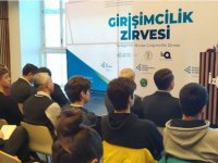 İzmir’de Türkiye'nin İlk “Lise Girişimcilik Zirvesi” Gerçekleştirildi