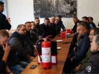 İzmir İtfaiyesi’nden Zabıta personeline yangın güvenlik eğitimi verildi