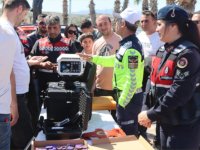 Aliağa'da motosiklet sürücülerine güvenli sürüş eğitimi verildi