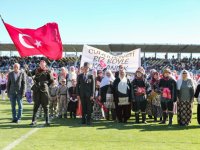Cumhuriyetin 102.Yıl Gururu Aliağa Atatürk Stadında Yaşandı