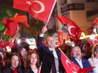 Buca’da 102. yıla yakışır kutlama