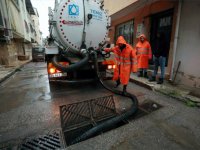 İzmir’de sağanak yağışa tam kadro anlık müdahale