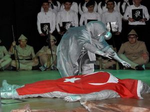 Çanakkale Şehitleri Aliağa’da Anıldı