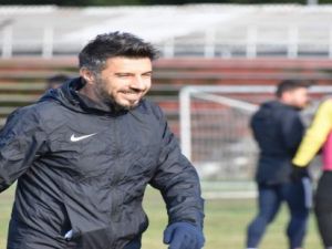 Lider Aliağaspor Kütahyasporu Konuk Edecek