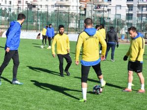 Lider Aliağaspor FK Devreyi Kütahya’da Açıyor